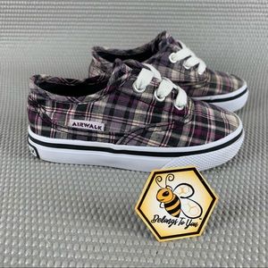 Purple Plaid Airwalk Shoes for Toddlers Size 6.5